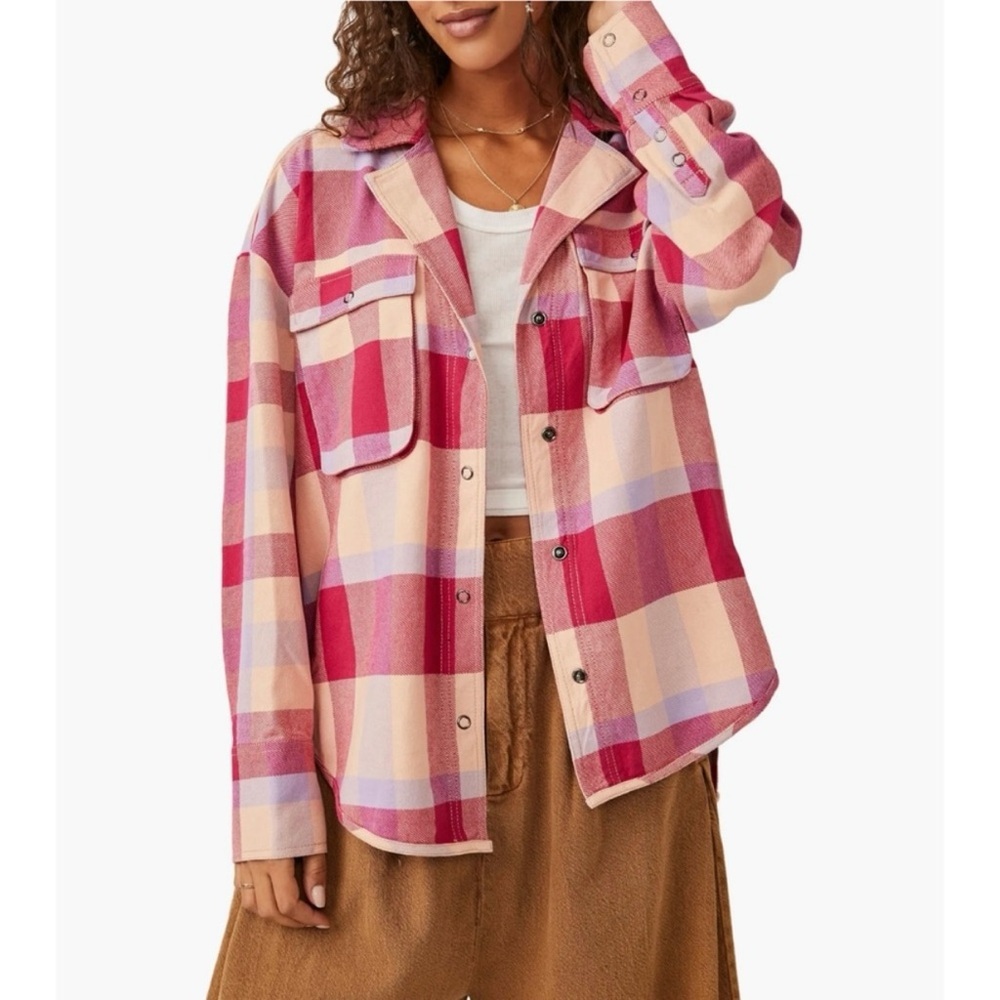 Free People Izzy Plaid Cargo Shirt Jacket‎ Shacket
Size Large Oversized Flannel